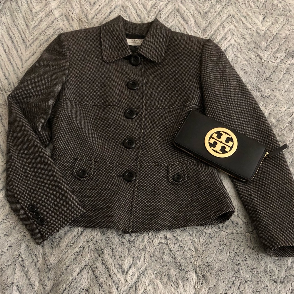 Tahari blazer